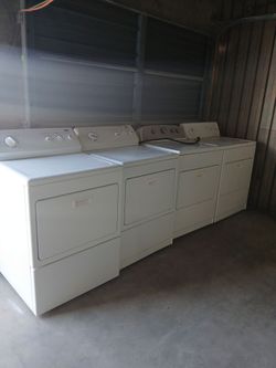 Electric Dryers large Capacity and heavy duty on good working condition ( Se Habla Español