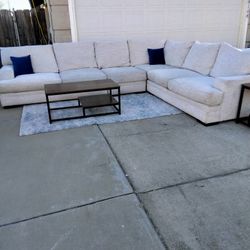 Free Delivery Piccolo White Sectional Couch 
