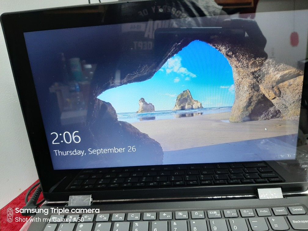 Lenovo flex 11 laptop