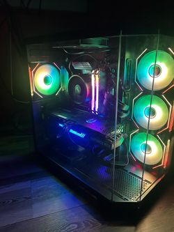 Custom RGB Gaming PC with GeForce RTX GPU