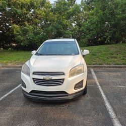 For sale is a 2016 Chevrolet Trax LS in classic white with 119,112 miles. 