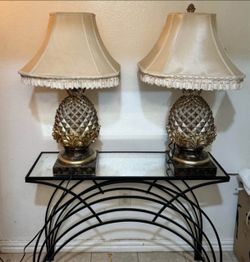 Pair vintage pineapple table lamps