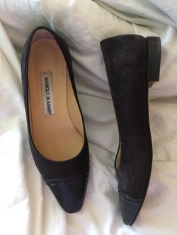 Manolo Blahnik flat shoes. Size 37