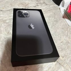 Apple iPhone 13 Pro Max 128 GB in Graphite for Unlocked