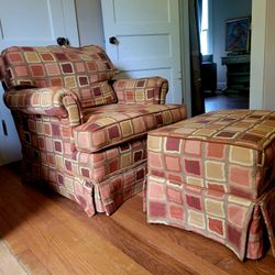 Lazyboy-Oversized Chair W/ Ottoman-