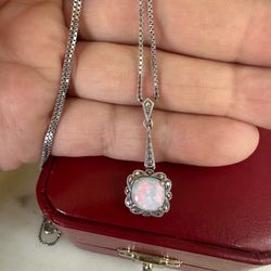 925 Sterling silver necklace w/cushion cut Opal, designer Michelle Albala , 18 in 925 chain , hallmarked w/ her stamp and 925