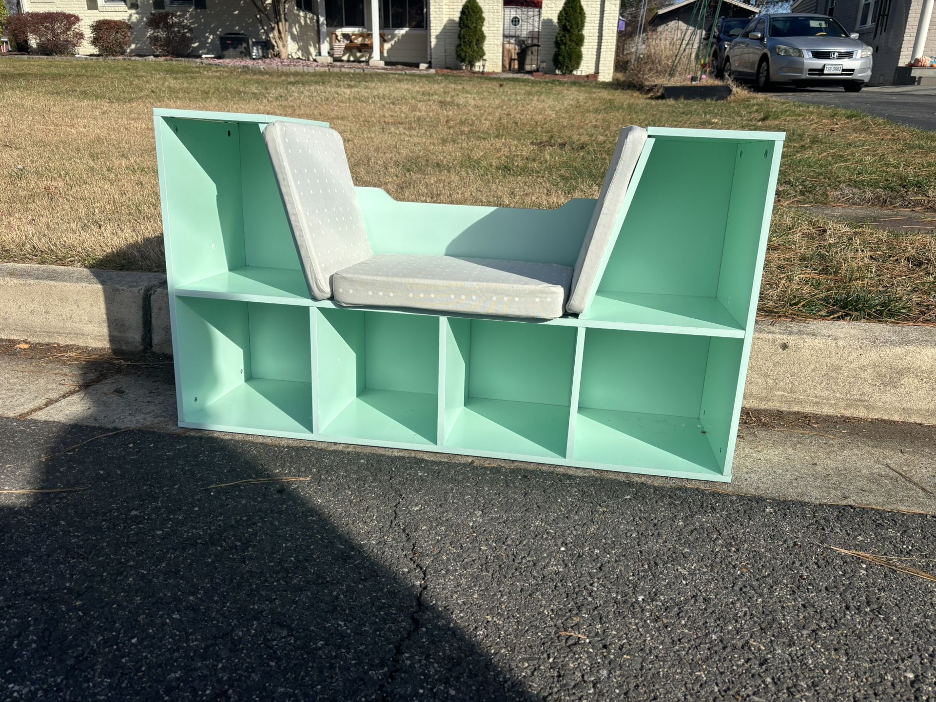 Kids Bookshelf And Bench For Reading 
