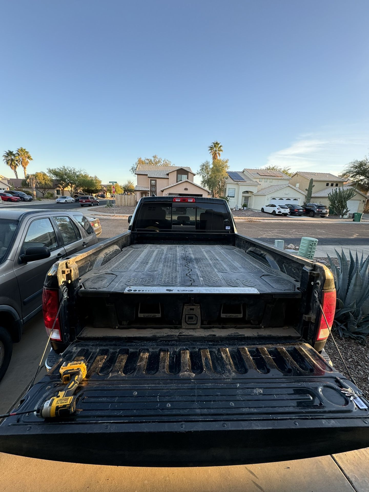 Ram 1500 Camper Shell And Decked Drawer System