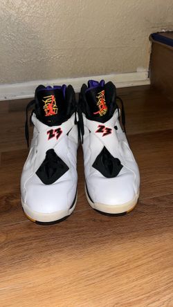Jordan retro 8  (3 peat)