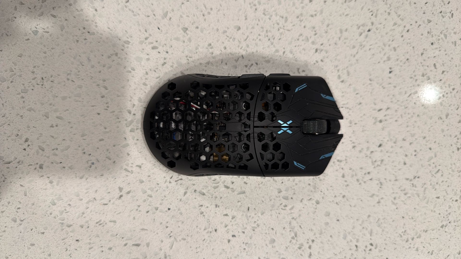 Final Mouse Ultralight X Phantom (Large)