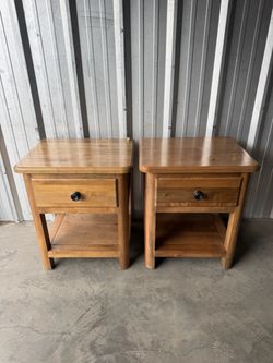 Pair of Solid Wood Nightstands / End Tables with Drawers – 25”