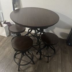 Dining room table 4 chairs