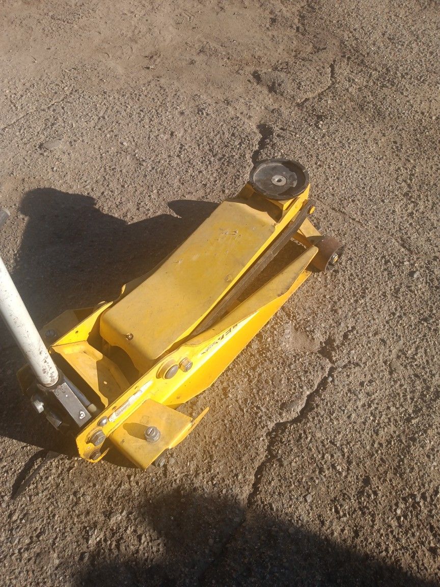 Heavy Duty Floor Jack