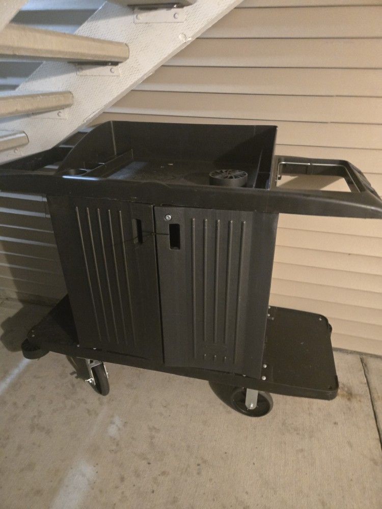 Housekeeping Cart
