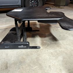 Varidesk Lifting Desk Workstation 