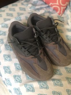 700 yeezys