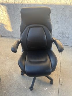 La-Z-Boy lumbar support manager chair