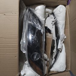 2009 Toyota Camry Headlights LE