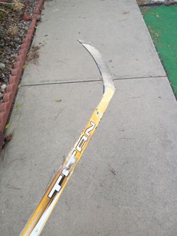 Right-Handed Hockey Stick