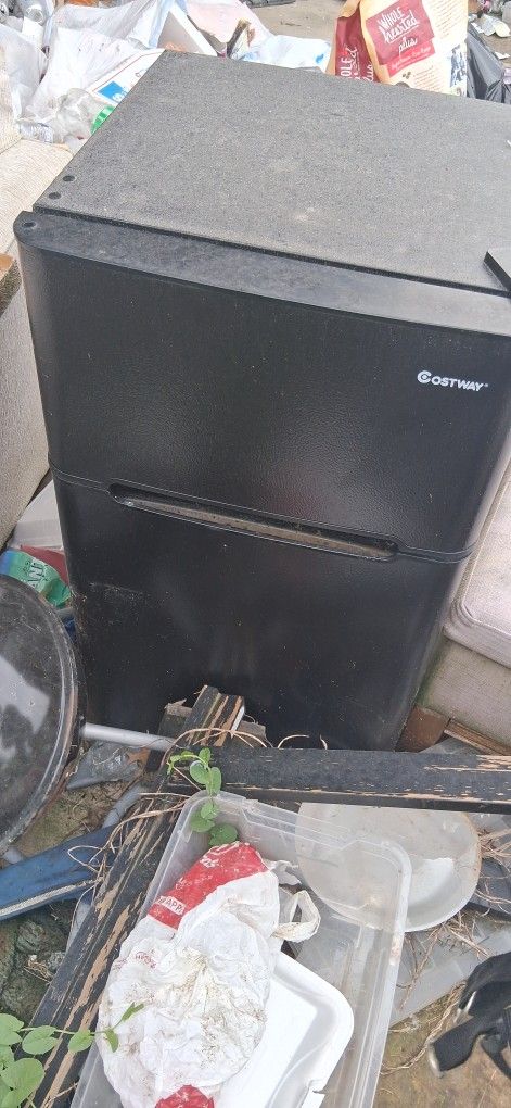 Mini Fridge