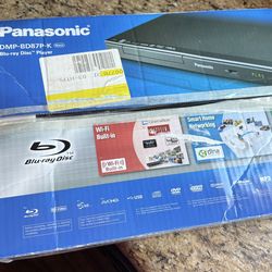 New Panasonic DMP-BD87P-K blu ray with built in WiFi & smart house networking