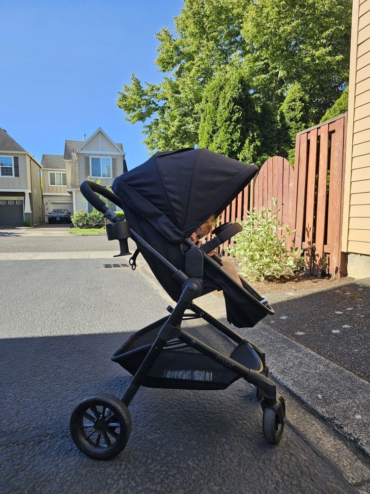 Evenflo Pivot Modular Travel System with LiteMax Infant Car Seat with Anti-Rebound Bar (Gray/Black)