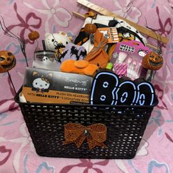 hello kitty spooky basket 