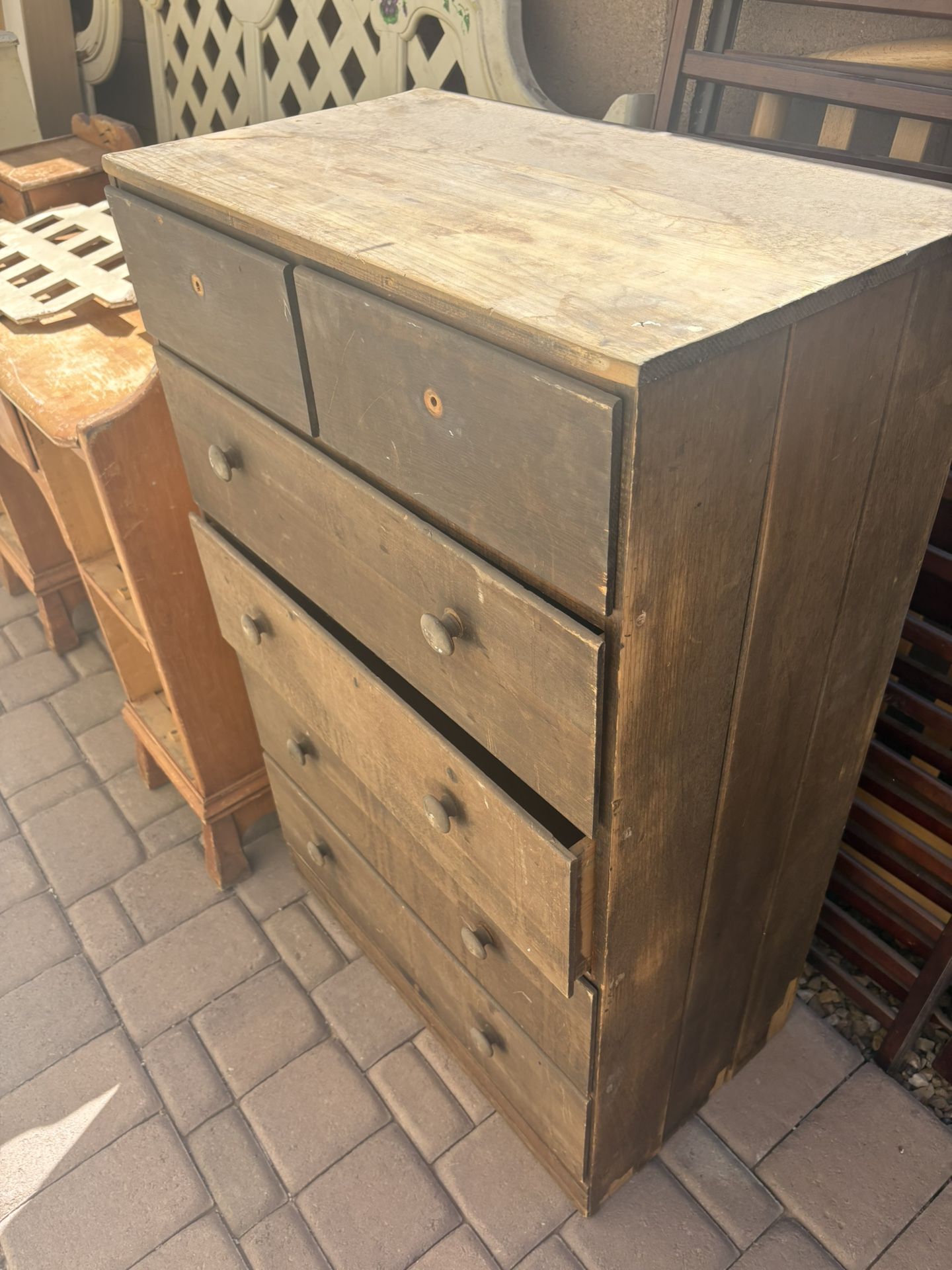 Dresser