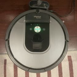 Roomba and Charger 