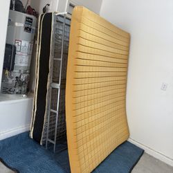 Queen Sized Memory Foam Mattress