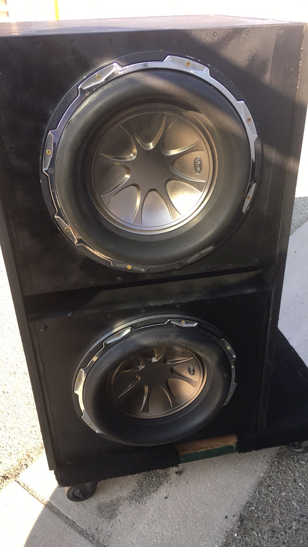 HELLA RARE!!! Earthquake Sub Zero 15” subwoofers in box