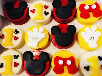 Mickey treats