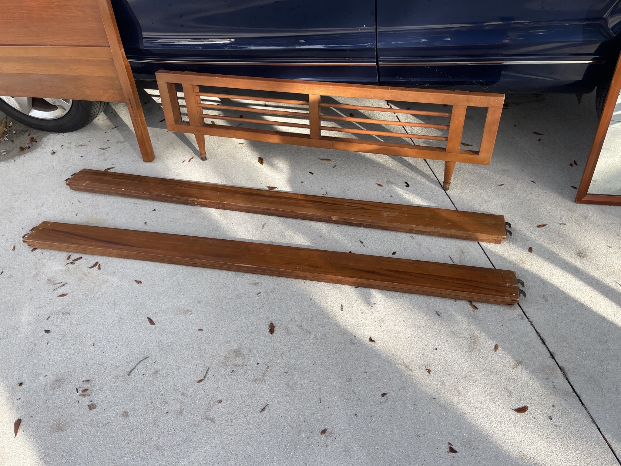 Mid Century Modern Bed And Nightstand