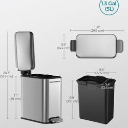SONGMICS Bathroom Trash Can 1.3 Gallon (5 L) Small Bin with Lid - Silver