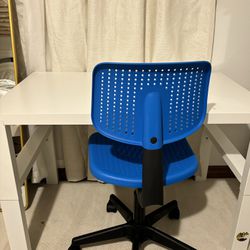 Kids Desk and Chair 
