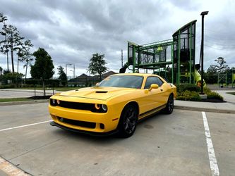 2017 Dodge challenger 3.6 sxt