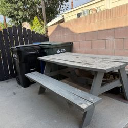 FREE Wooden Picnic Table with Umbrella Hole – You Haul
