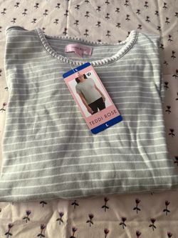 Woman’s Large shirt
