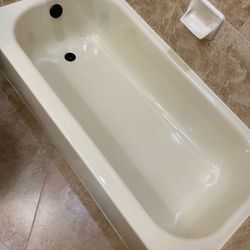 Refinishing Of Bathtubs 