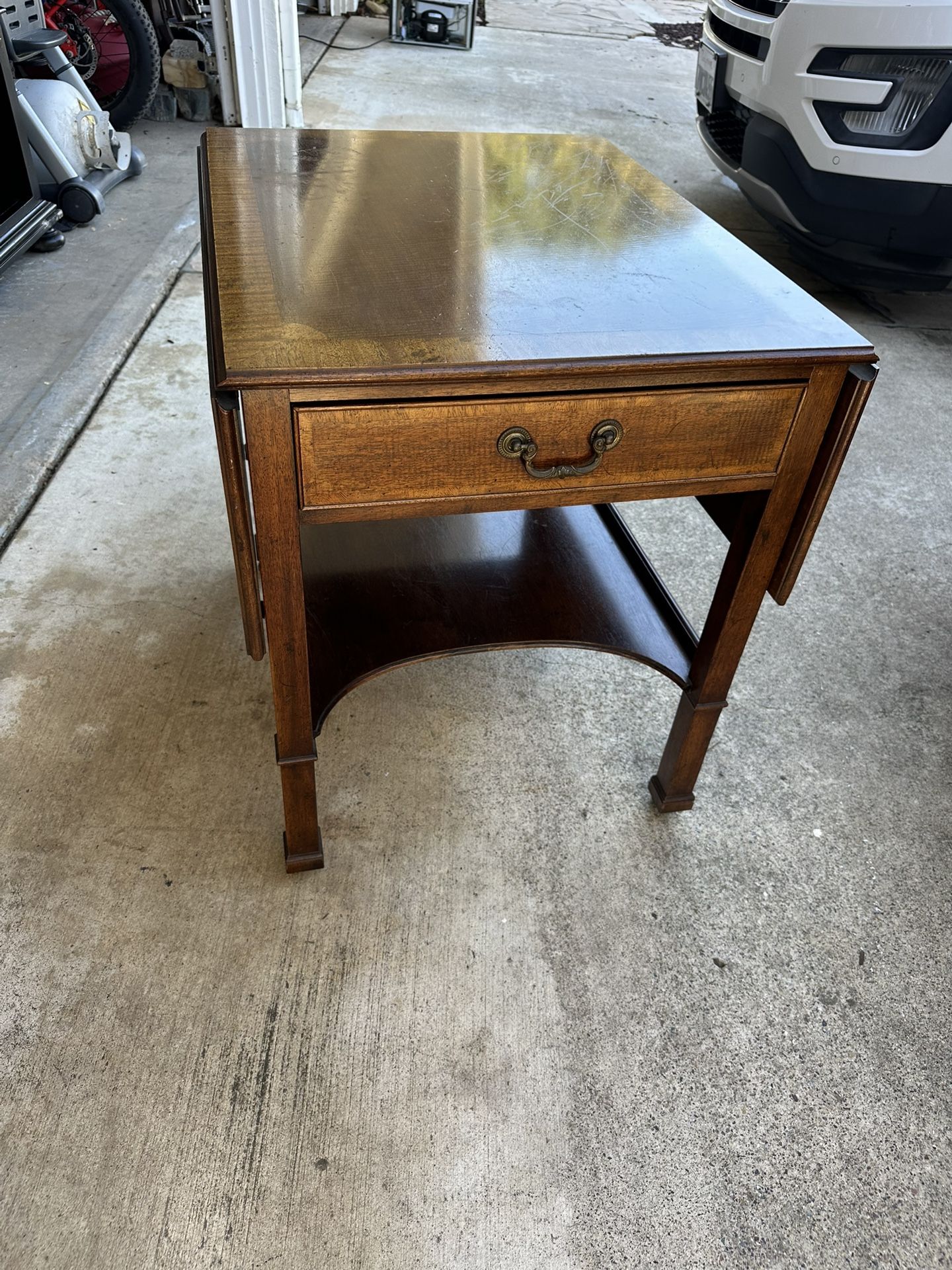 Henredon Small Side Table
