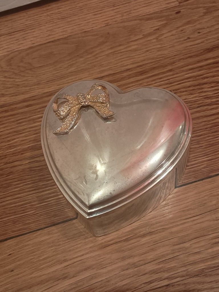 Heart-Shaped Silver Trinket Box