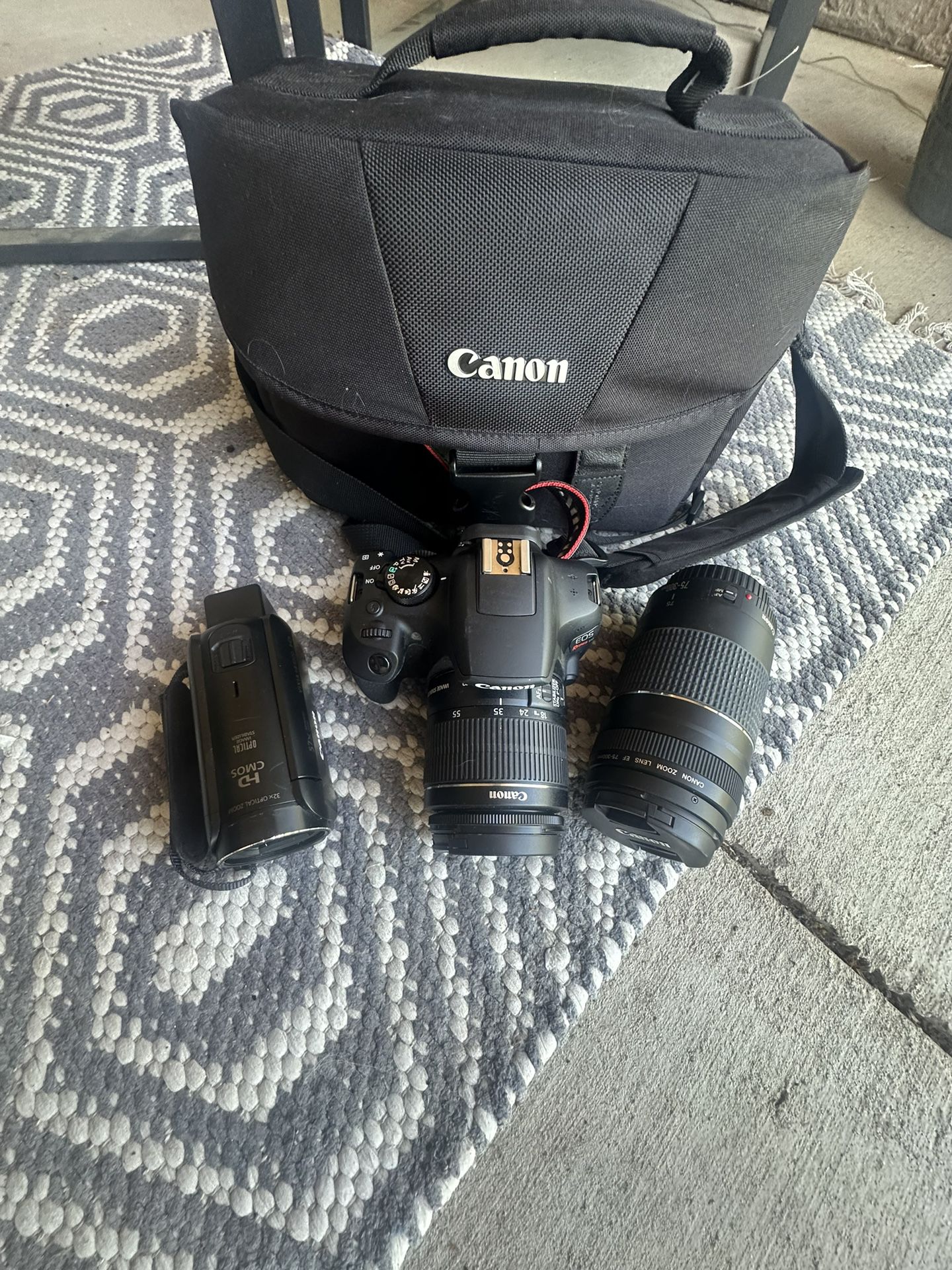 Canon Rebel T6 / 75-300 MM Lens / HDCMOS Camcorder 