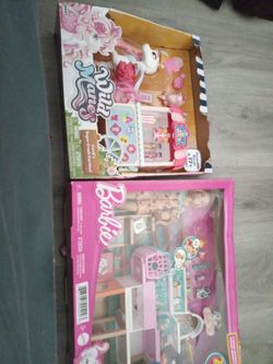 Barbie Pet Boutique Playset & wild manes playset