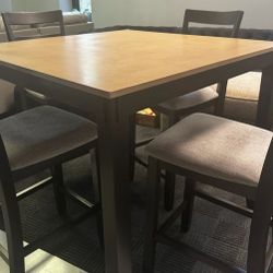 Brand New 5pc Counter Height Dining Room Set 