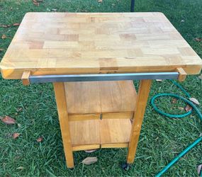 Kitchen island
