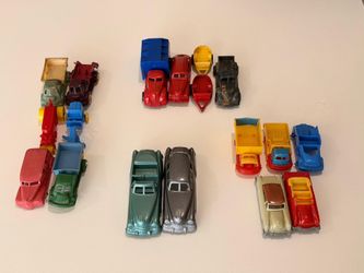 Lot of 21 vintage model cars/toys from 1950’s.