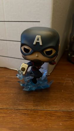 Funko Pop - Captain America with Mjolnir