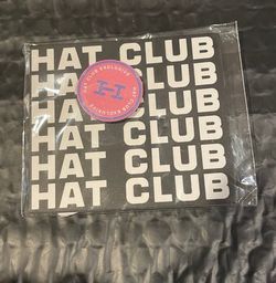 Hatclub  Pin 