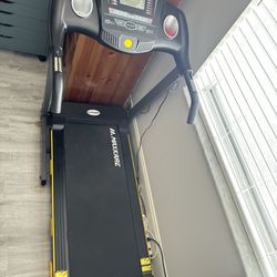 Maxkare treadmill
