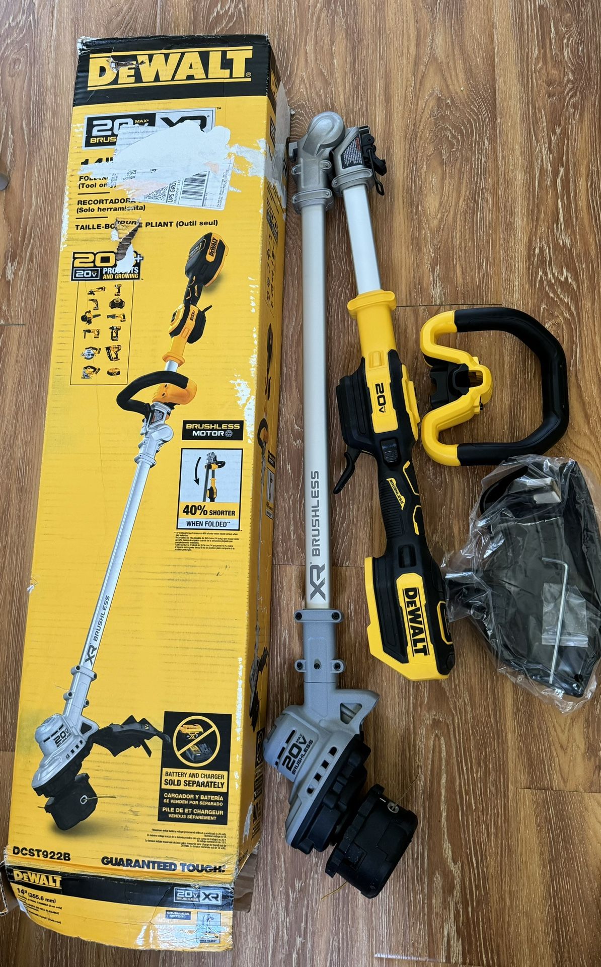 Open Box/Used DeWALT 14" String Trimmer (model DCST922)